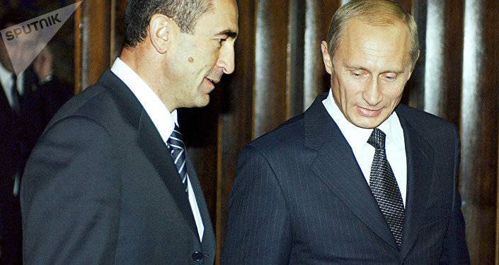 Кочарян и Путин пообщались в Москве