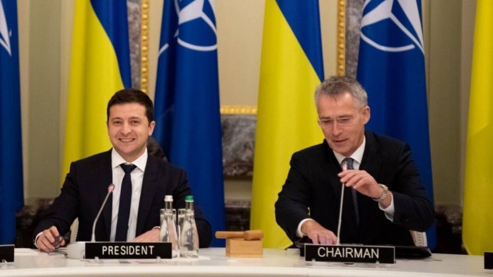 Экс-глава СБУ призвал Киев не рассчитывать на помощь стран НАТО