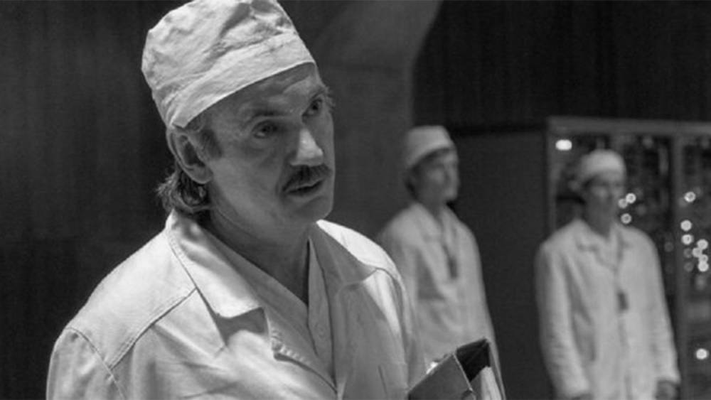 От болезни умер звезда сериала "Чернобыль" Пол Риттер