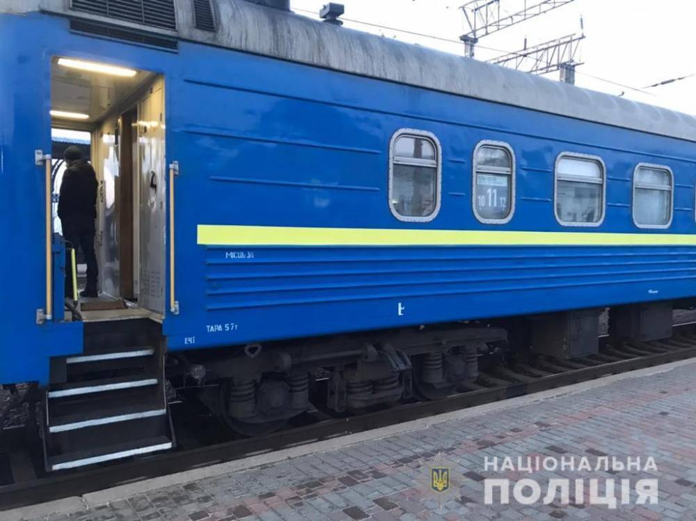 На Харьковщине задержали военнослужащих, которые устроили стрельбу в поезде "Константиновка-Киев"