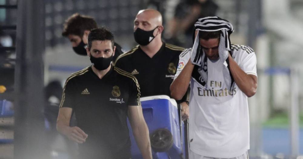 Виноват коронавирус: "Реал" потерял ключевого футболиста в день игры с "Ливерпулем"