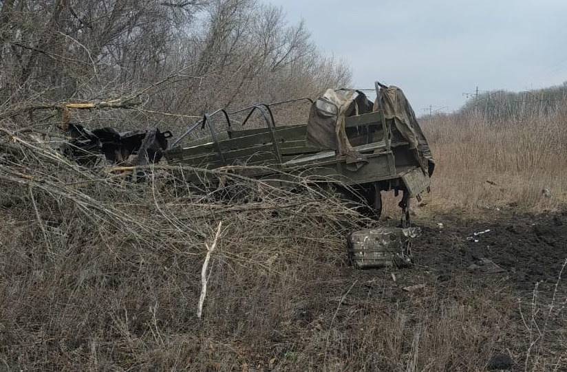 Под Донецком подорвался военный грузовик, погиб боец ВСУ