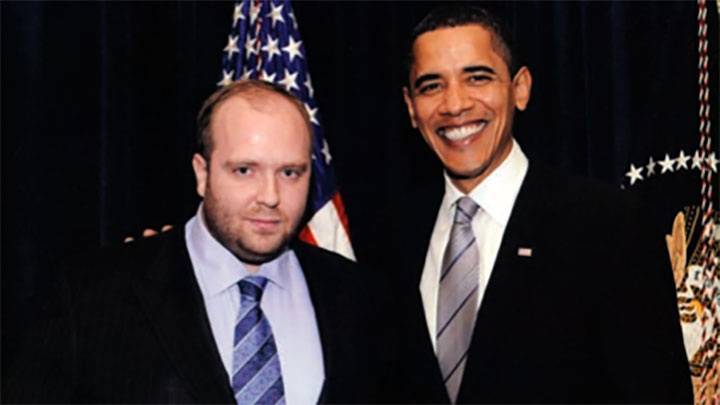 Организатором "голой" фотосессии в Дубае оказался спонсор Обамы
