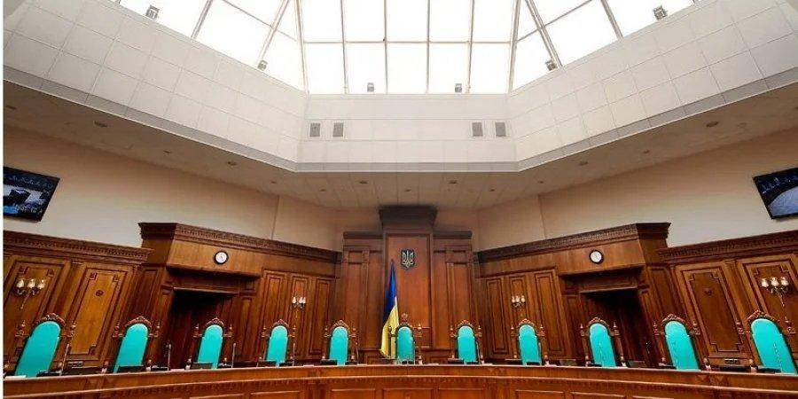 Суд открыл дело по обжалованию указа Зеленского об отмене назначения судей КСУ