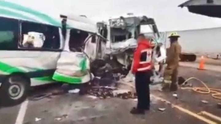 Трагическая авария в Мексике: 16 человек погибли и 14 пострадали