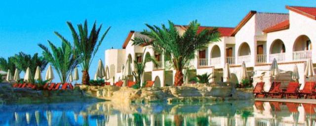 На Кипре туристы должны оповещать власти перед выходом из отелей