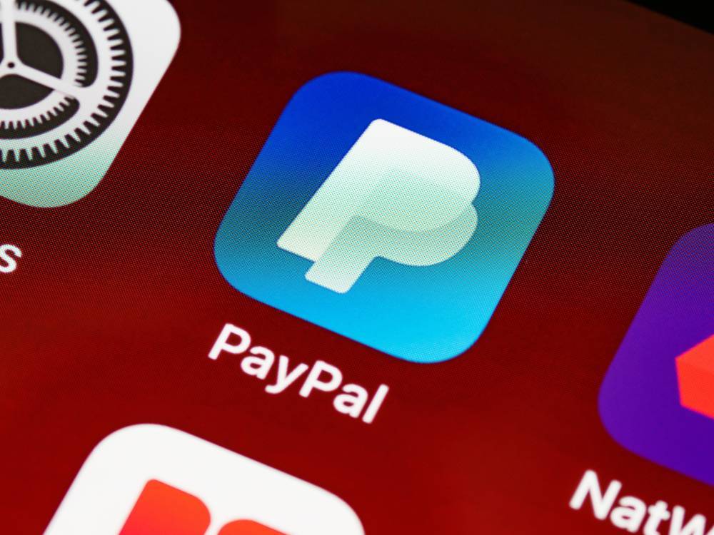 Stripe и PayPal могут заработать в Украине: как планируют привлечь платежные системы