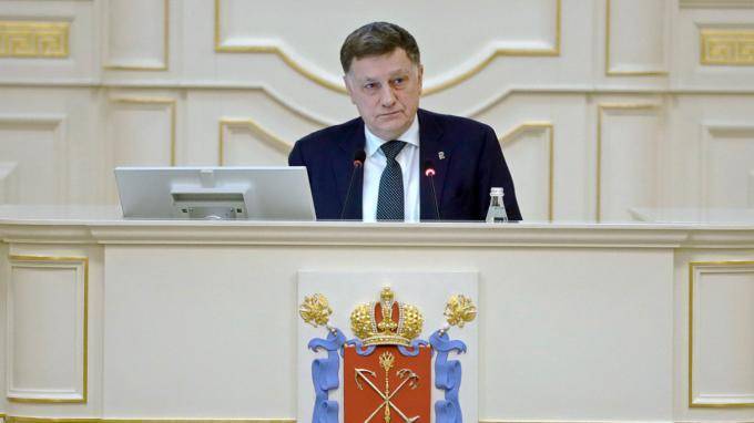 Председатель ЗакСа Петербурга не понял песню Манижи для "Евровидения"