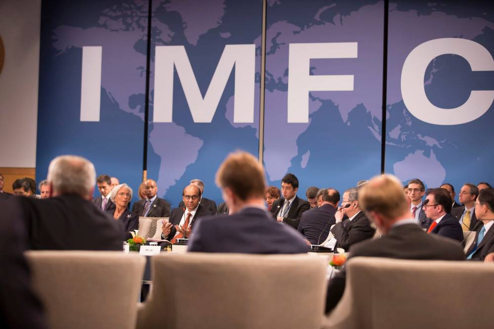 Украинские власти продолжают ждать новый транш от МВФ