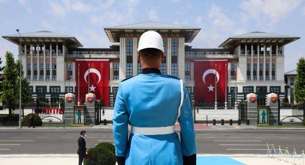 Четыре «группы риска»: МВД и Минфин Турции огласили чёрные списки