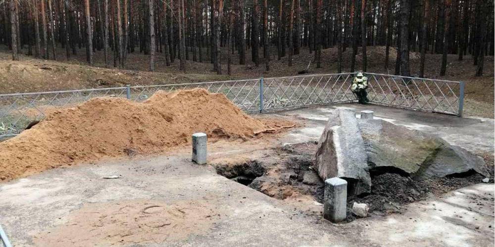 Болгария резко отреагировала. В Полтавской области неизвестные повредили памятник хану Кубрату — фото