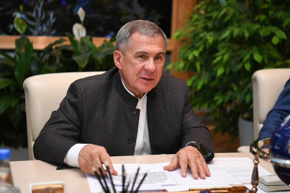 Тему безопасности обсудил Президент Татарстана с замглавы Росгвардии