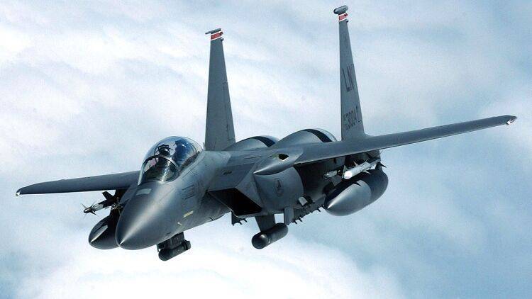 Леонков усомнился в том, что США помогут Украине, передав ей сотню F-15