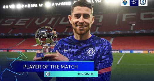 Жоржиньо получил награду лучшему игроку матча «Порту» - «Челси»