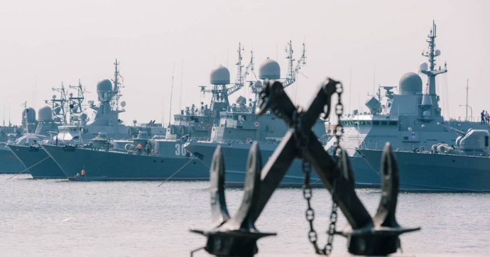 РФ перебрасывает корабли из Каспийского моря в Черное на фоне учений ВМС Украины