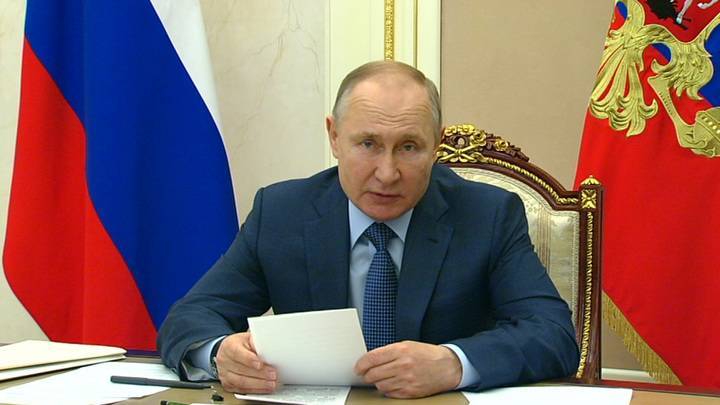 Путин: эффективные инициативы из предыдущих Посланий надо продолжать
