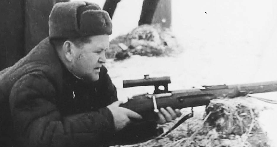 Лайфхаки Василия Зайцева: какие хитрости применял легендарный советский снайпер в Сталинграде