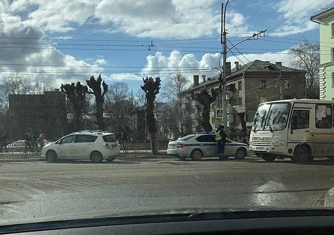 В центре Рязани женщина-водитель умерла за рулем автомобиля