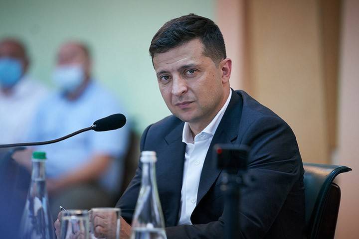 Политолог объяснил, что может стать с Зеленским в случае обострения ситуации в Донбассе