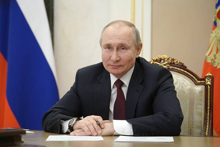 Владимир Путин обязал ФАС изучить рост цен на жилплощадь