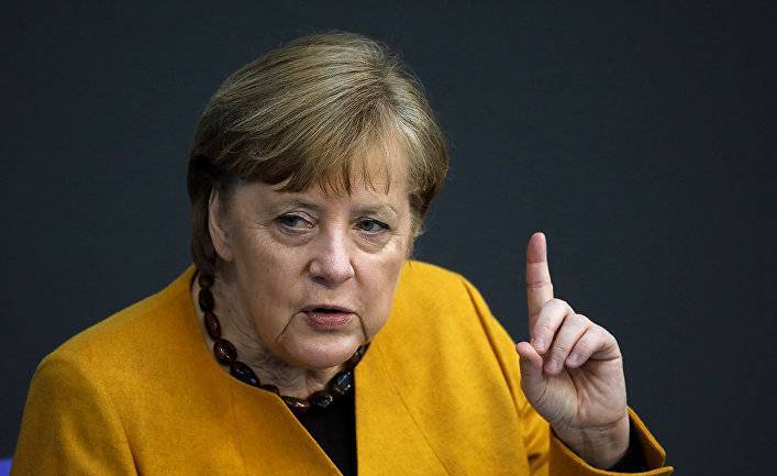 Süddeutsche Zeitung (Германия): Меркель призвала Путина отвести войска от границы с Украиной
