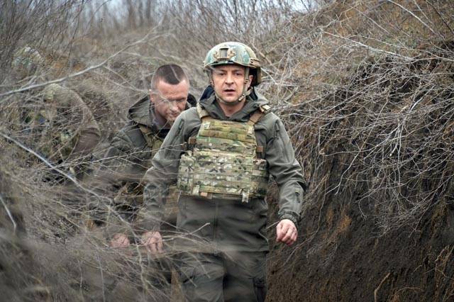 Зеленский посетил окопы, в которых погибли бойцы ВСУ