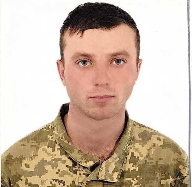22-летний Денис, которого убил снайпер РФ, был сиротой, но недавно стал отцом: подробности