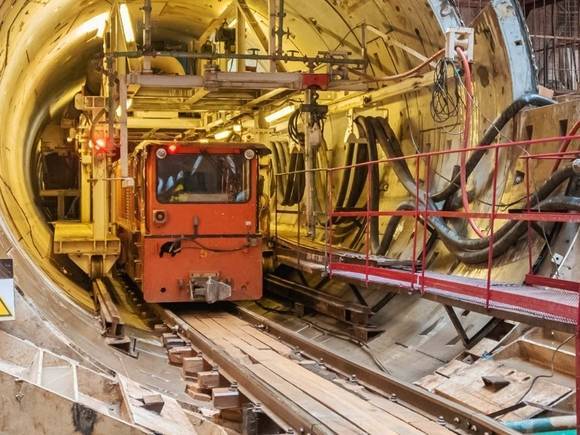 Бочкарев: Стройку метро в период длинных майских праздников не остановят