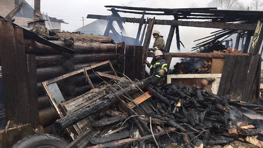 Двое детей и шестеро взрослых погибли при пожаре в Пермском крае