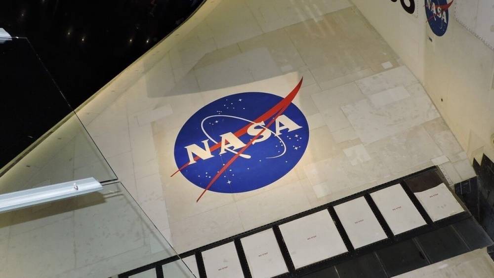 NASA приостановило контракт со SpaceX по разработке и созданию лунного модуля