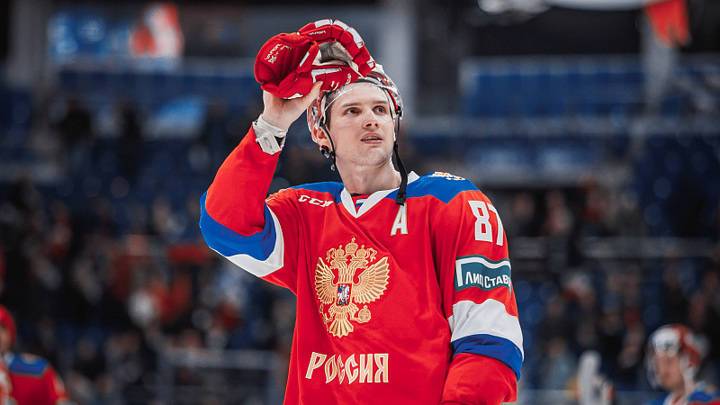 Капитан сборной России Шипачев пропустит вторую игру со Швейцарией