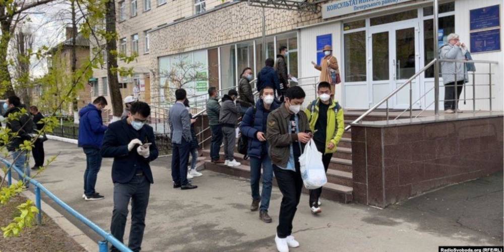В Одессе около тысячи граждан Китая вакцинировали от коронавируса