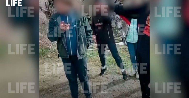 "Прыгали как по матрасу": В Брянской области подростки жестоко избили сверстника и сняли на видео