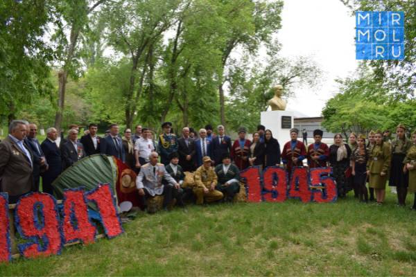 В Карабудахкентском районе отметили 76-ю годовщину Победы в Великой Отечественной войне