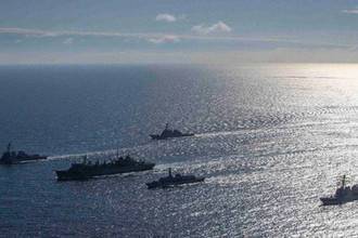 Гребите отсюда: Российские корабли сорвали учения Украины и США