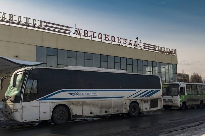 На Радоницу в Карелии пустят дополнительные автобусы на кладбище