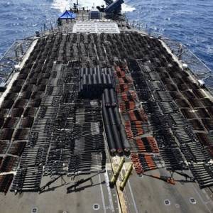 ВМС США задержали судно с российским оружием