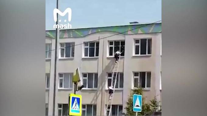 Второй стрелок в Казани ликвидирован. Известно о 32 пострадавших