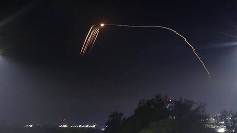 Ракетный удар по центру Израиля: "Железный купол" сработал в Тель-Авиве