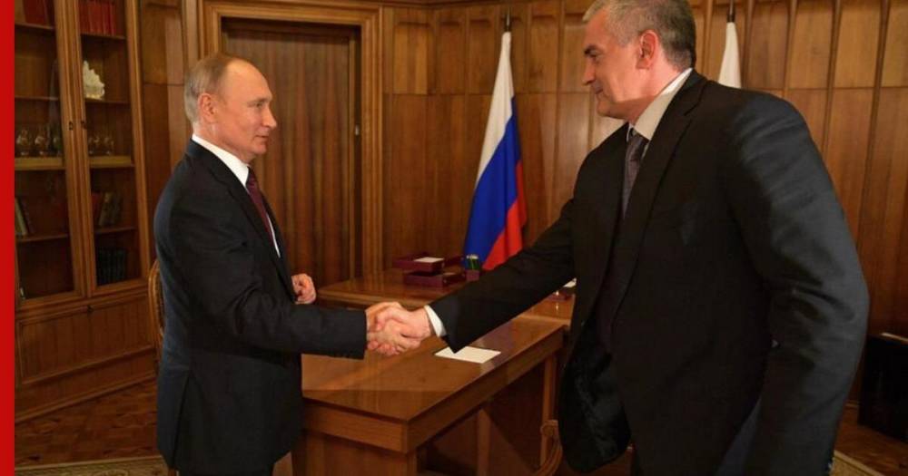 Путин наградил Аксенова орденом за развитие Крыма