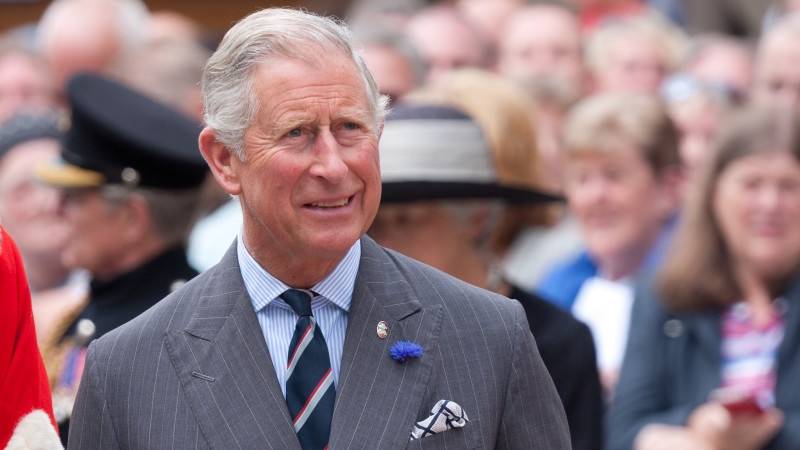 Принц Чарльз решил сократить число старших членов британской королевской семьи
