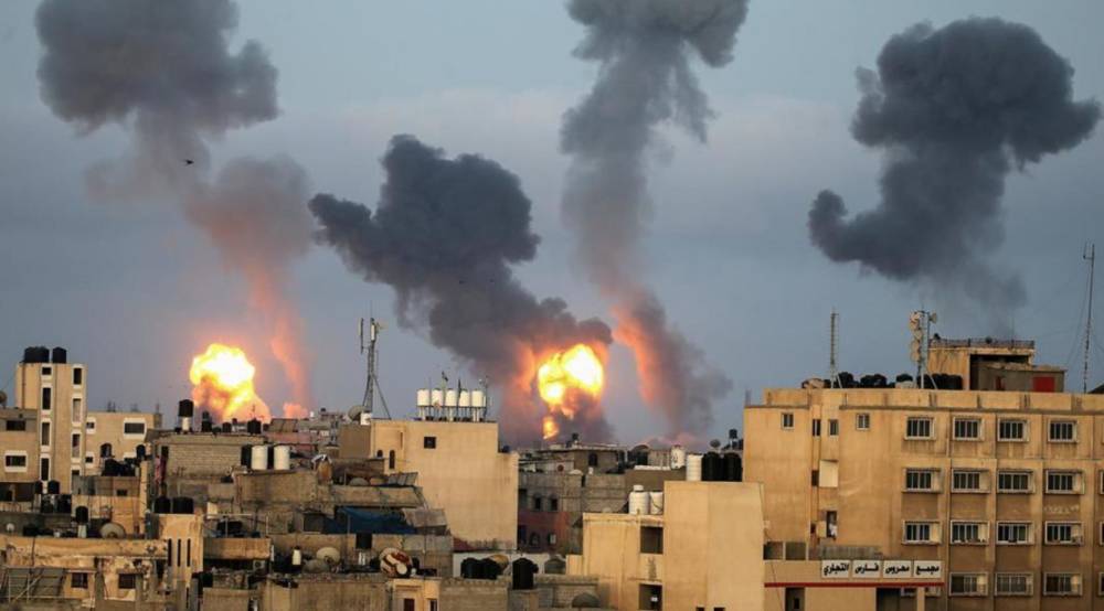Обострение на Ближнем Востоке: Ракетные удары по Израилю и беспорядки в пригороде Тель-Авива