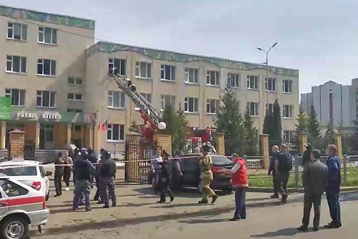 Похороны погибших при стрельбе в казанской гимназии состоятся 12 мая
