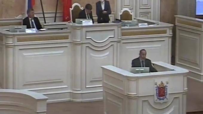 ЗакС Петербурга одобрил законопроект о трехдневном и придомовом голосовании