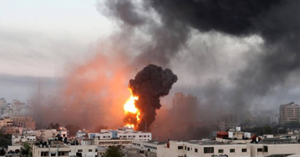 Число жертв ударов Израиля по сектору Газа выросло до 67