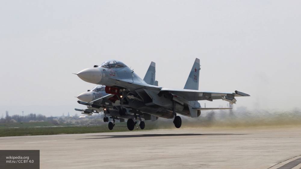 Красноперов объяснил "тонкий намек" пилота Су-30 в небе над Черным морем