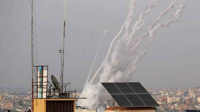 ХАМАС выпустил уже более 1 тысячи ракет по Израилю: число жертв растет