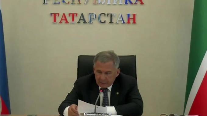 Минниханов: собрано 20 млн рублей пожертвований для жертв и пострадавших в Казани