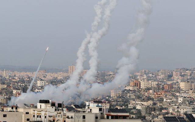 Бойцы ХАМАС выпустили 150 ракет по югу Израиля в ночь на 14 мая