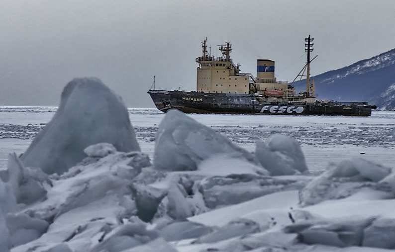 Адмирал Александр Моисеев заявил об "особых правах" России на Северный морской путь